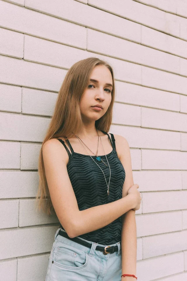 Правила сна для кожи: режим и подушки